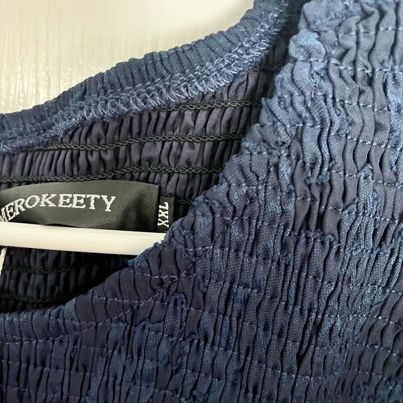 NWT navy tiered maxi dress - Picture 2 of 7